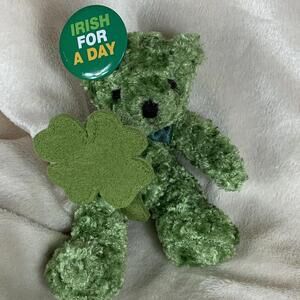 St. Patricks 5" Green Stuffed Bear Plush With Clover Irish For A Day Button Pin​